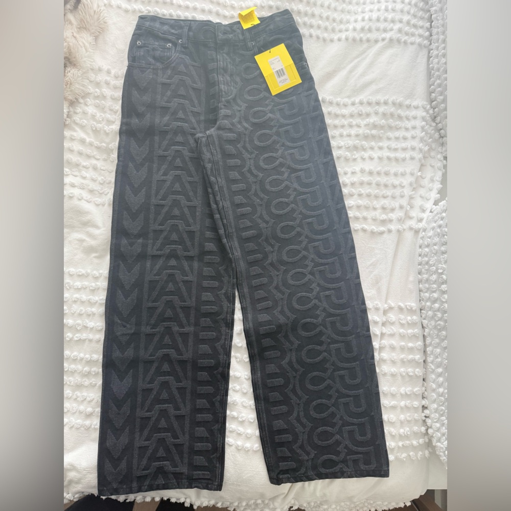 Marc Jacobs logo jeans